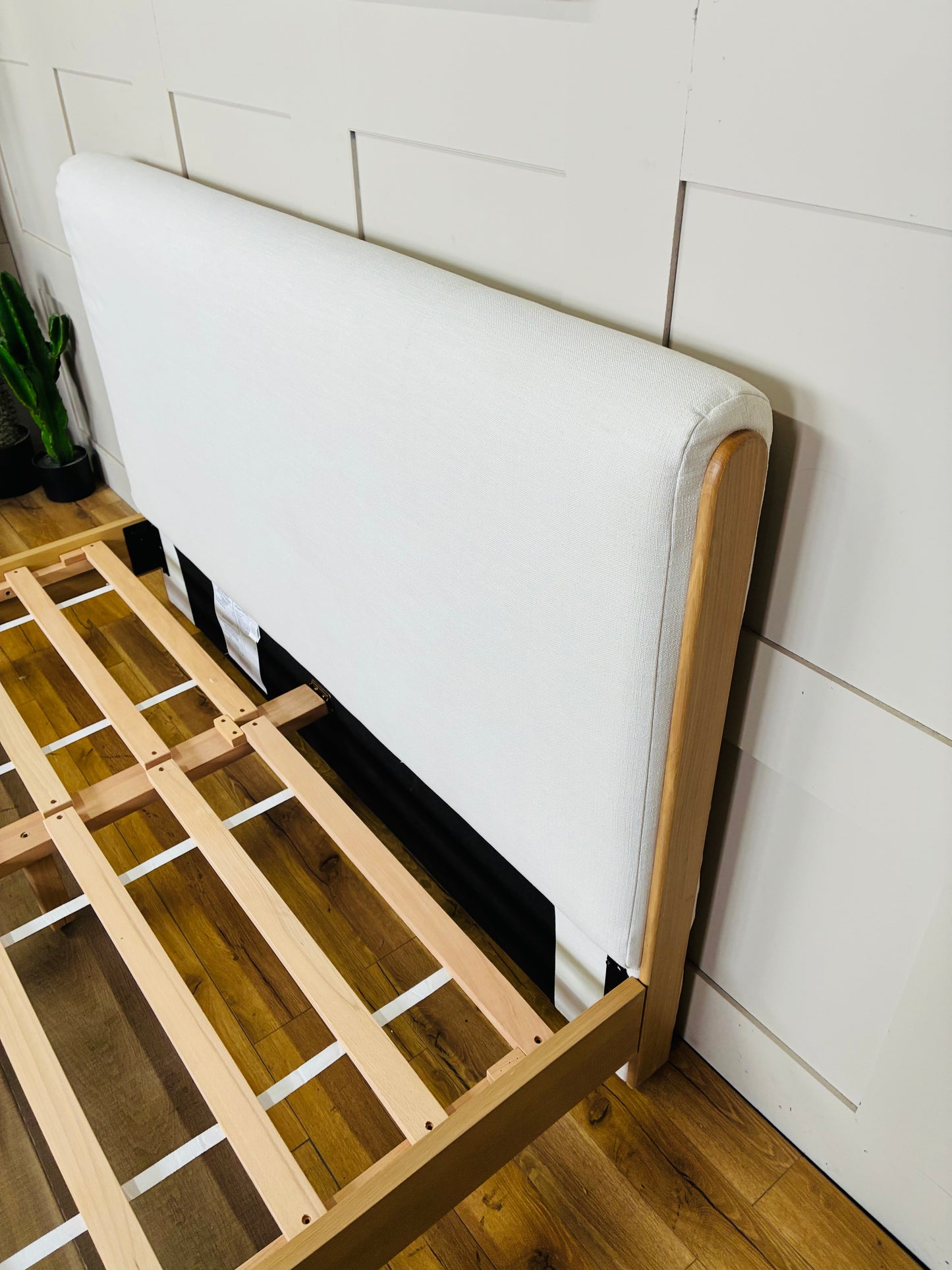 West Elm Asher King Size Bed Rrp £1599 R63x