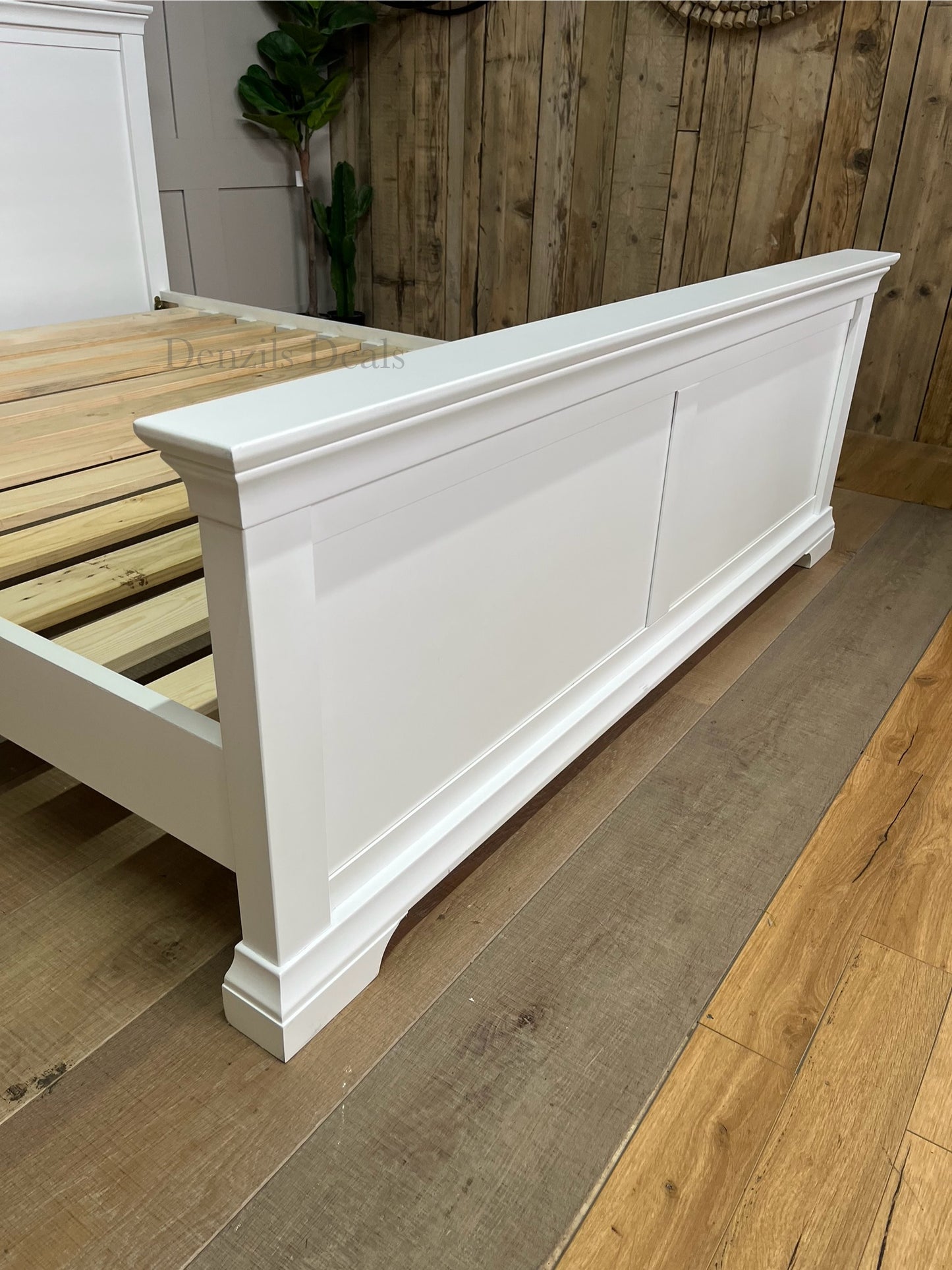 Cotswold CHANTILLY Cool White 5ft Kingsize Bed