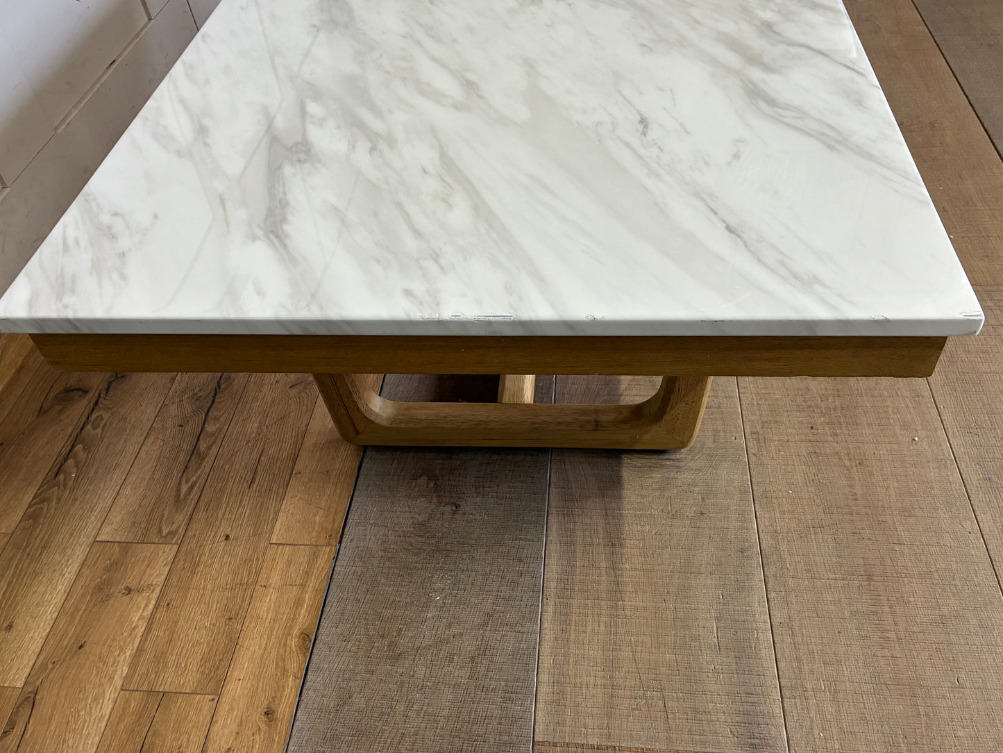 Carlina Coffee Table By Nick Scali R21