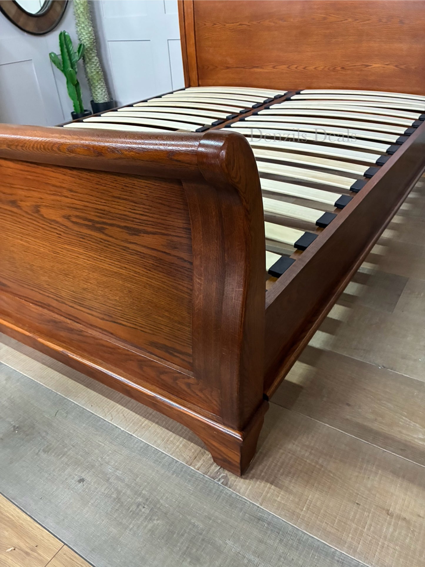cotswold WINCHCOMBE OILED DARK OAK King Sleigh Bed