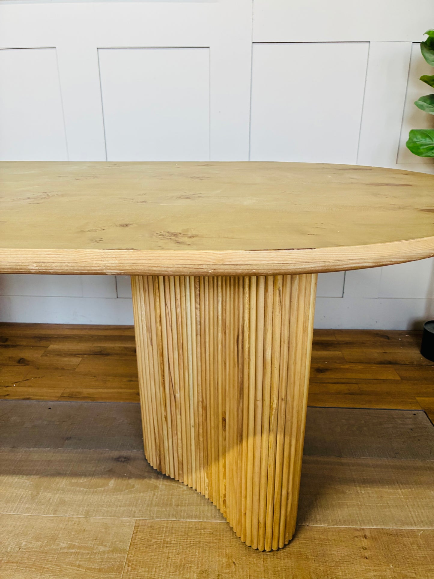 Anthropologie Scout Ash Wood Dining Table With Veneer Pattern Top R49