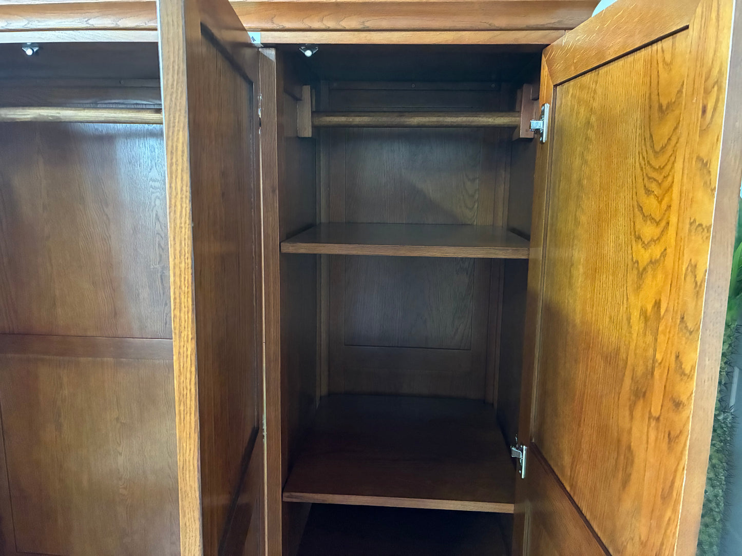 Cotswold WINCHCOMBE DARK OAK Triple Wardrobe