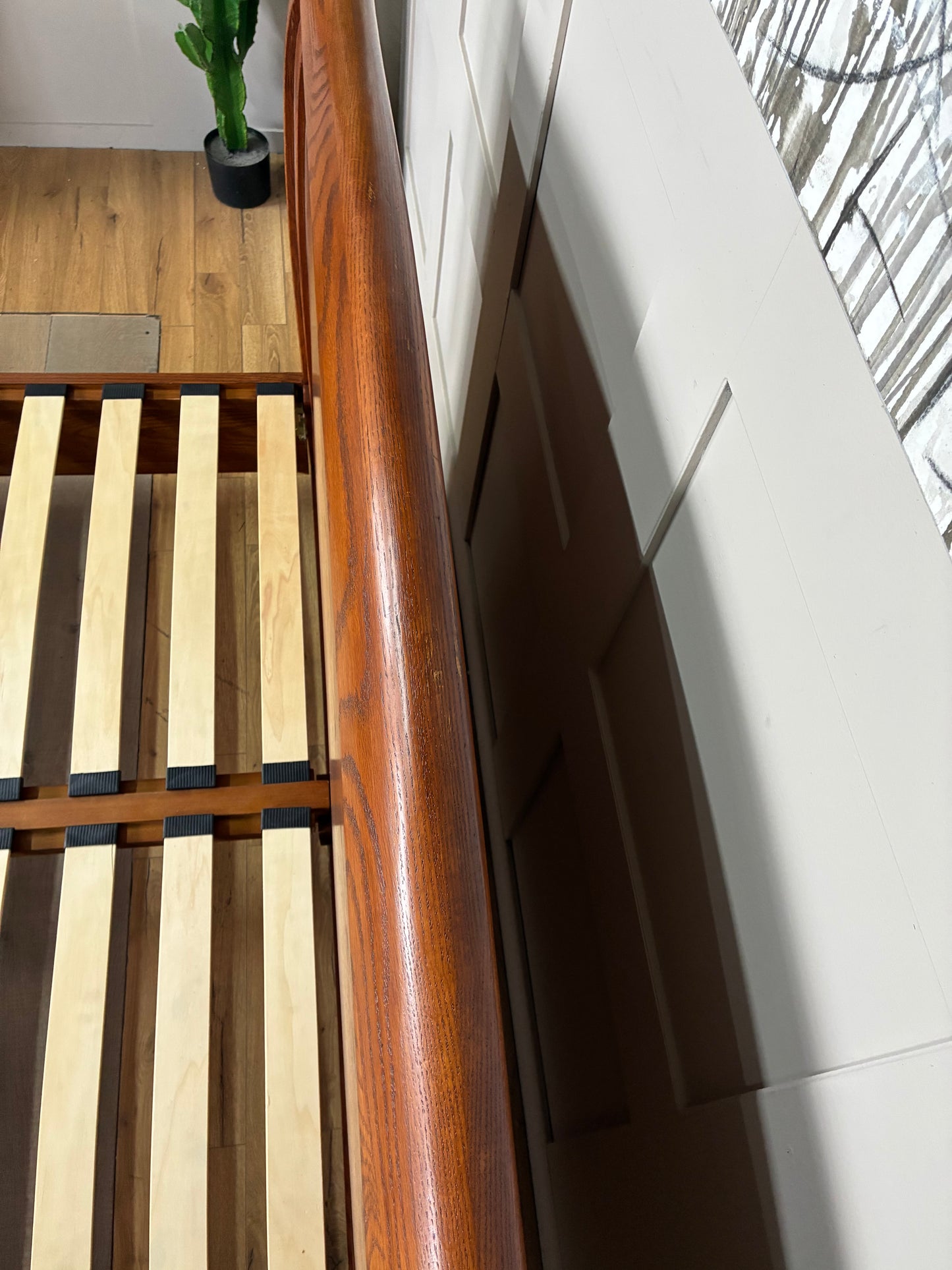 cotswold WINCHCOMBE OILED DARK OAK King Sleigh Bed