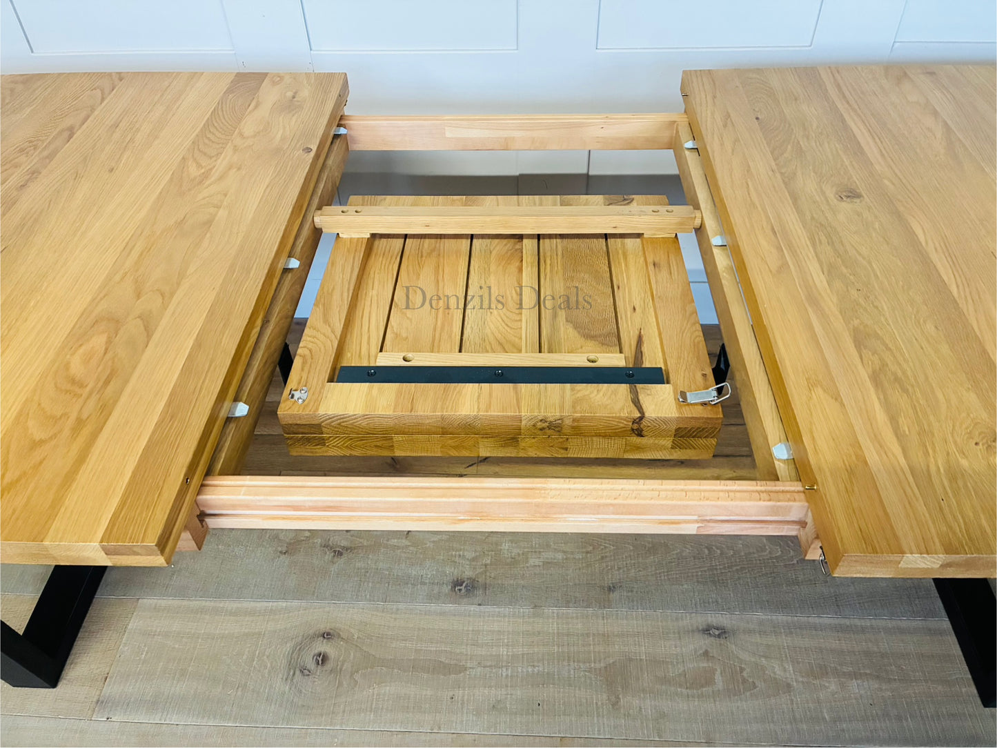 John Lewis Calia 8-10 Seater Extending Dining Table, Oak R41 Rrp 999d