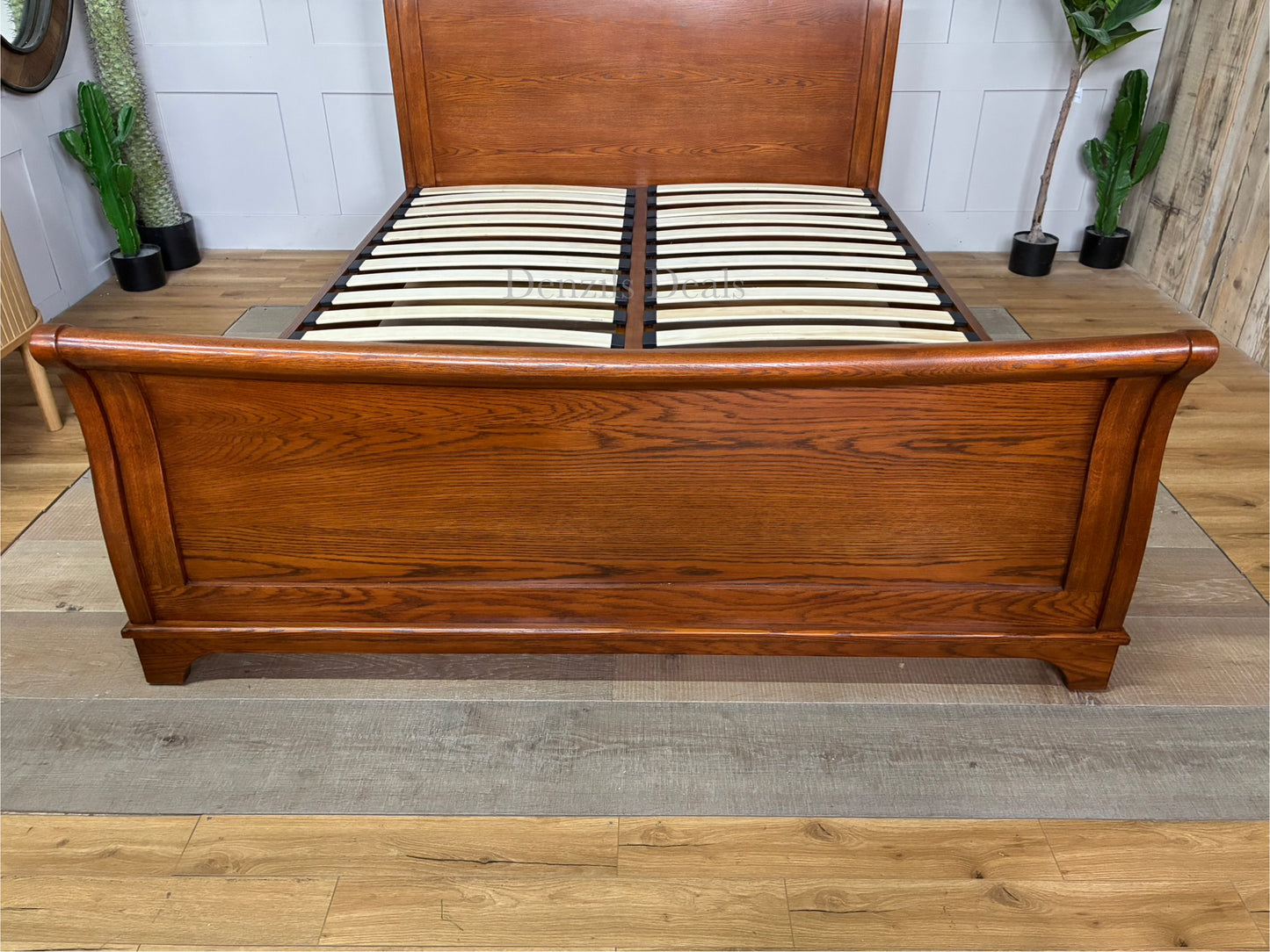 cotswold WINCHCOMBE OILED DARK OAK King Sleigh Bed