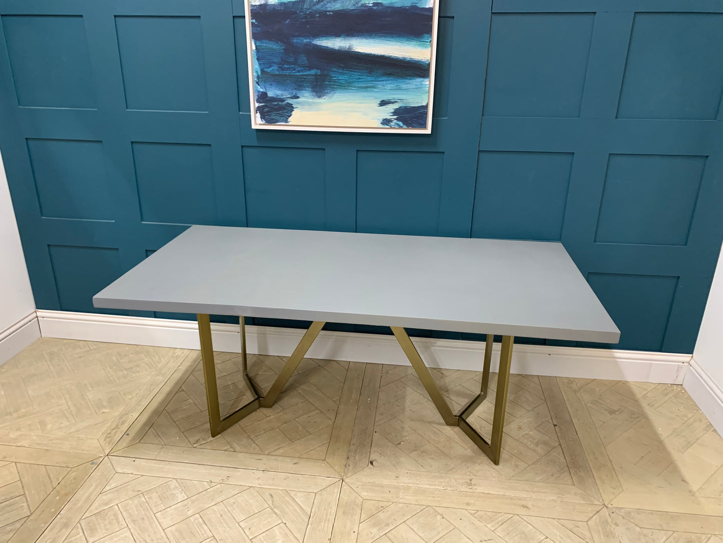 West Elm Tower Dining Table - Concrete (chri