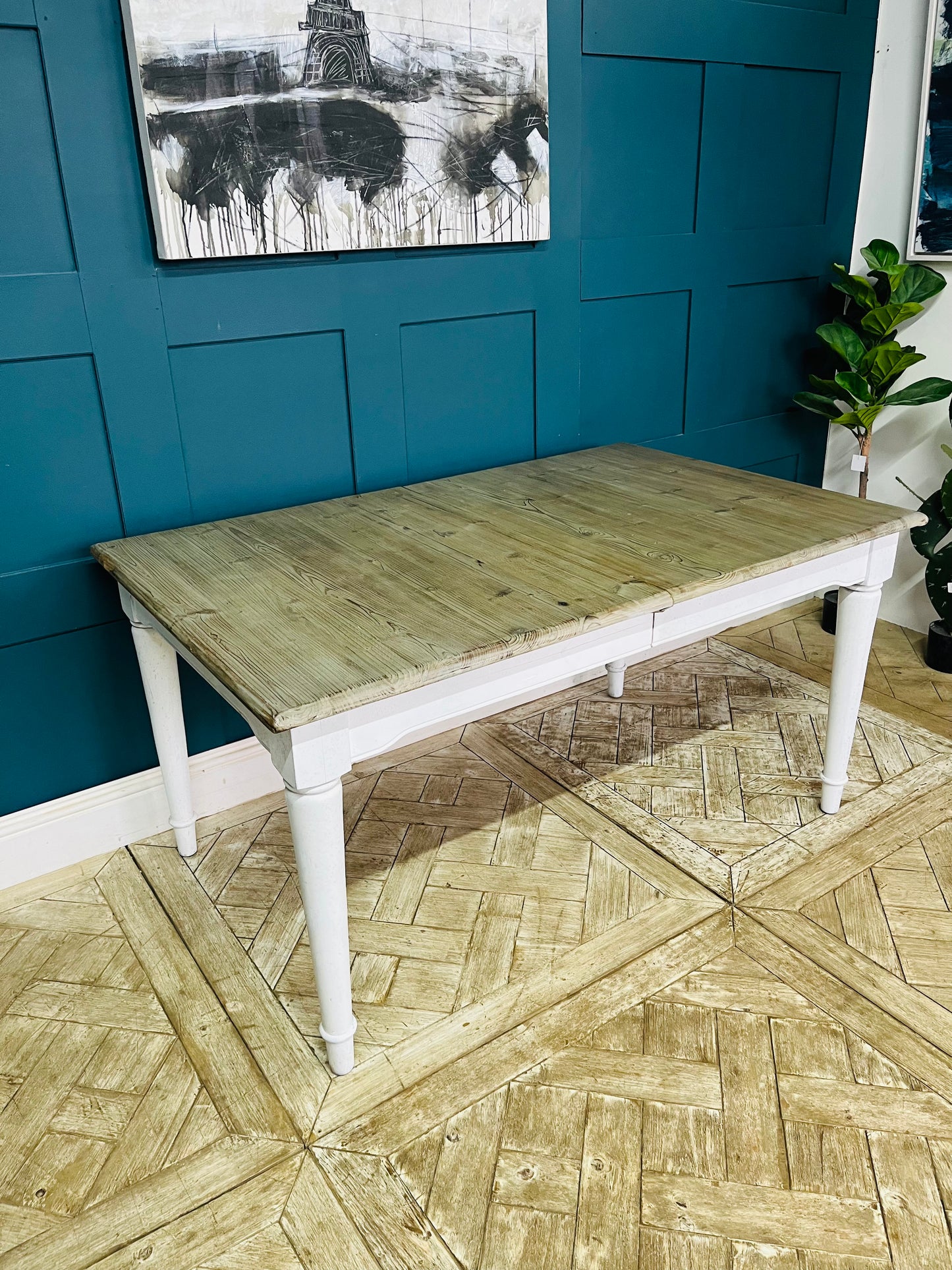 Loaf Toaster Kitchen Table, 6 Seater
