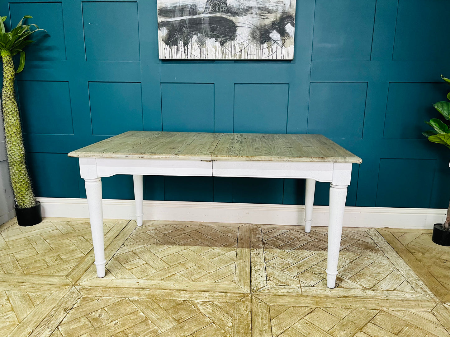Loaf Toaster Kitchen Table, 6 Seater