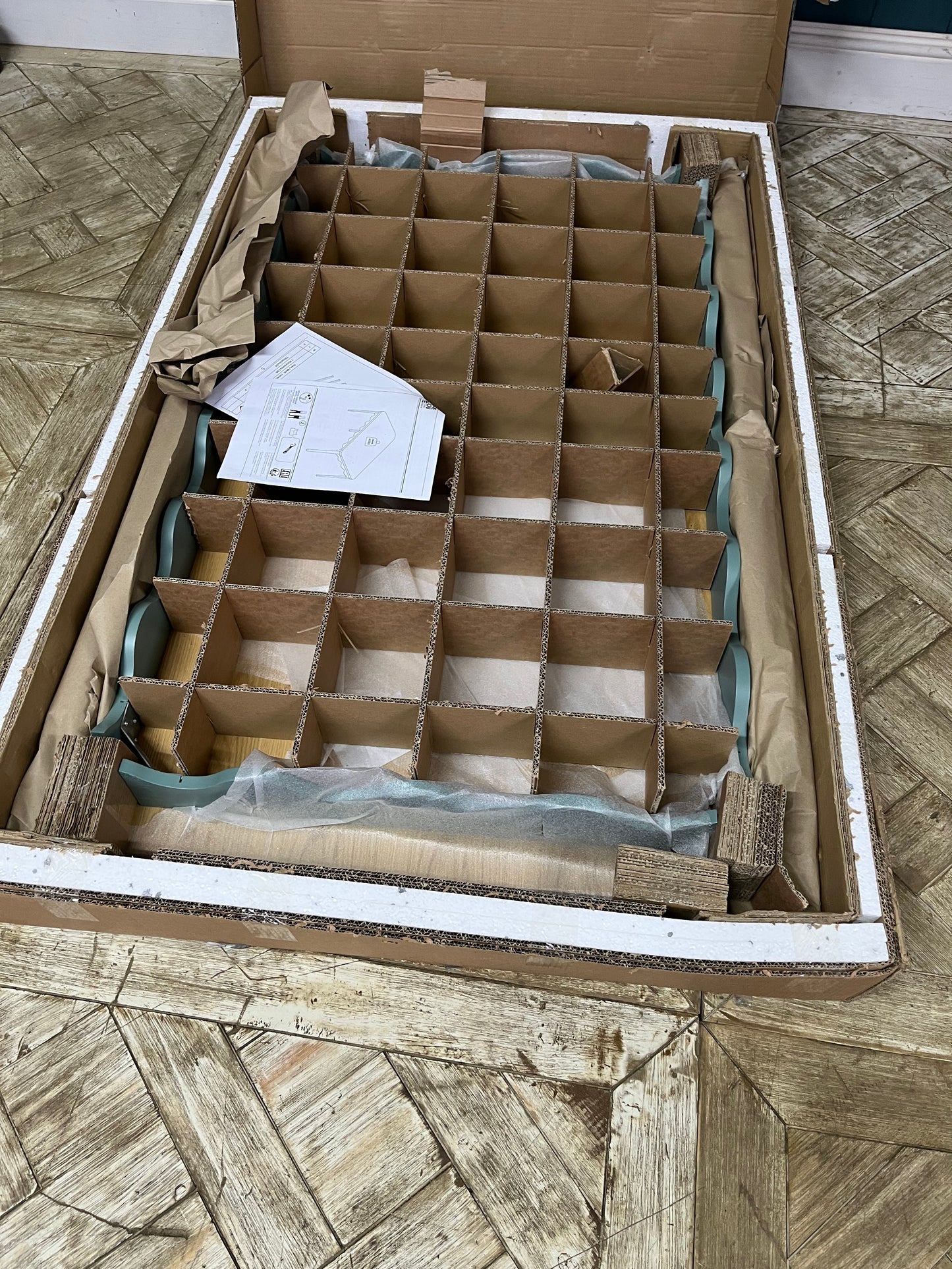 LA REDOUTE INTERIEURS Kristen Rectangular Oak Veneer Dining Table R20