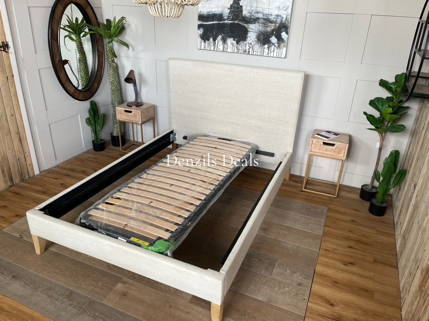 Loaf Piper kingsize Bedstead in Thatch House Fabric