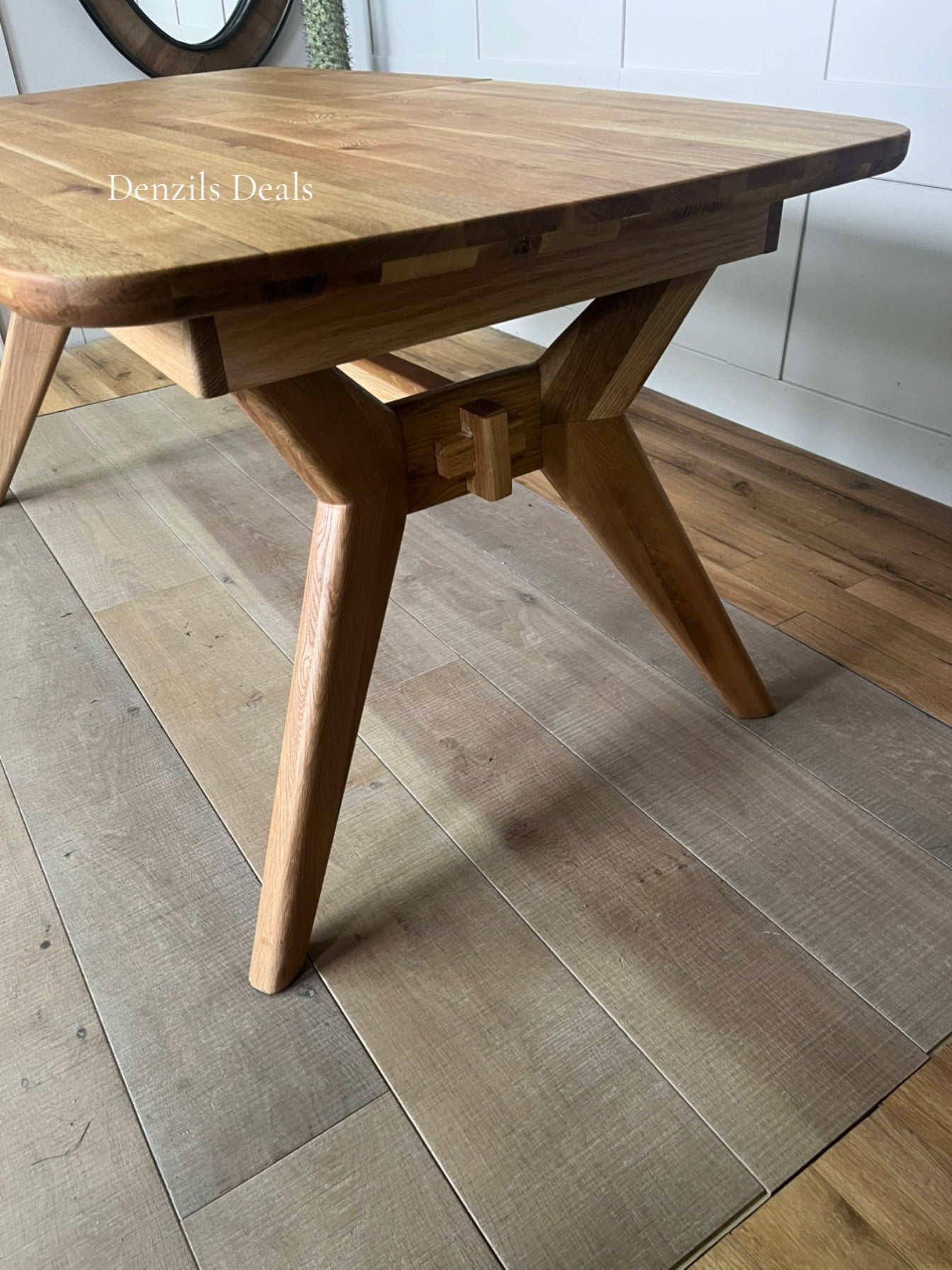 BENTLEY Natural Solid Oak 8-10 Seater Extendable Dining Table Rrp £1079
