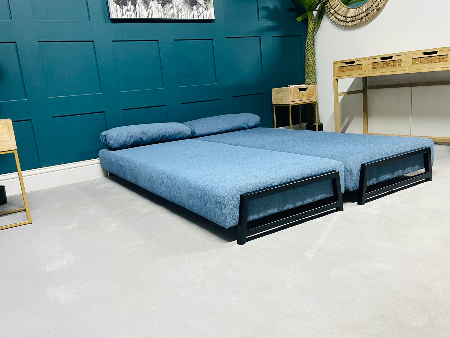 innovative Duplet Daybed With Powder Coated Black Metal Legs