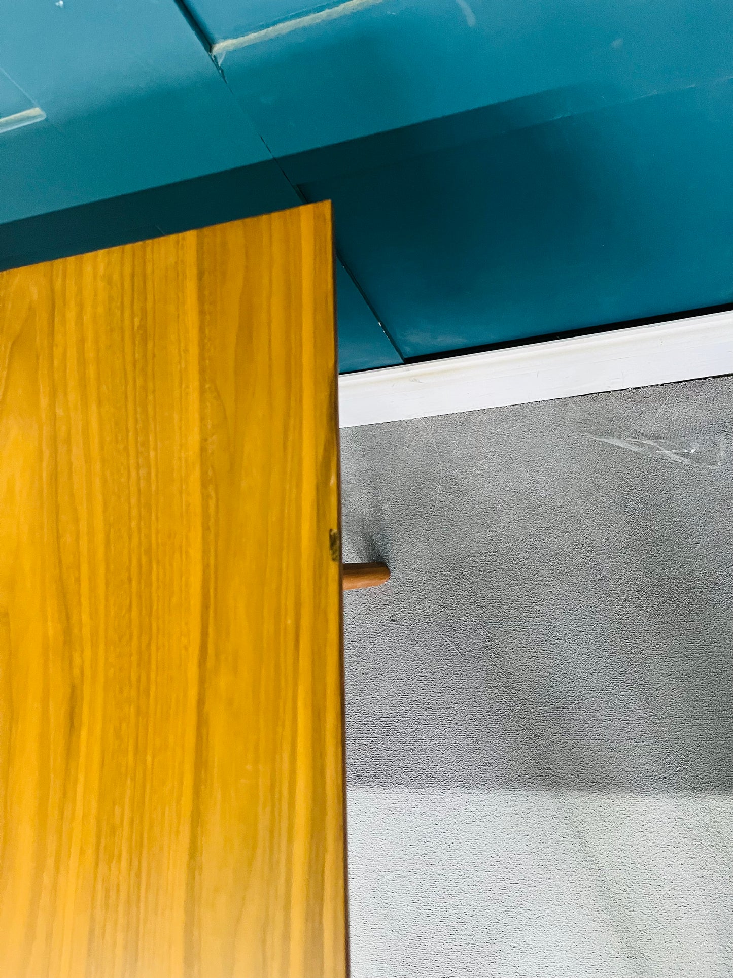 West elm Mid Century dining table 152cm *No Leaf*