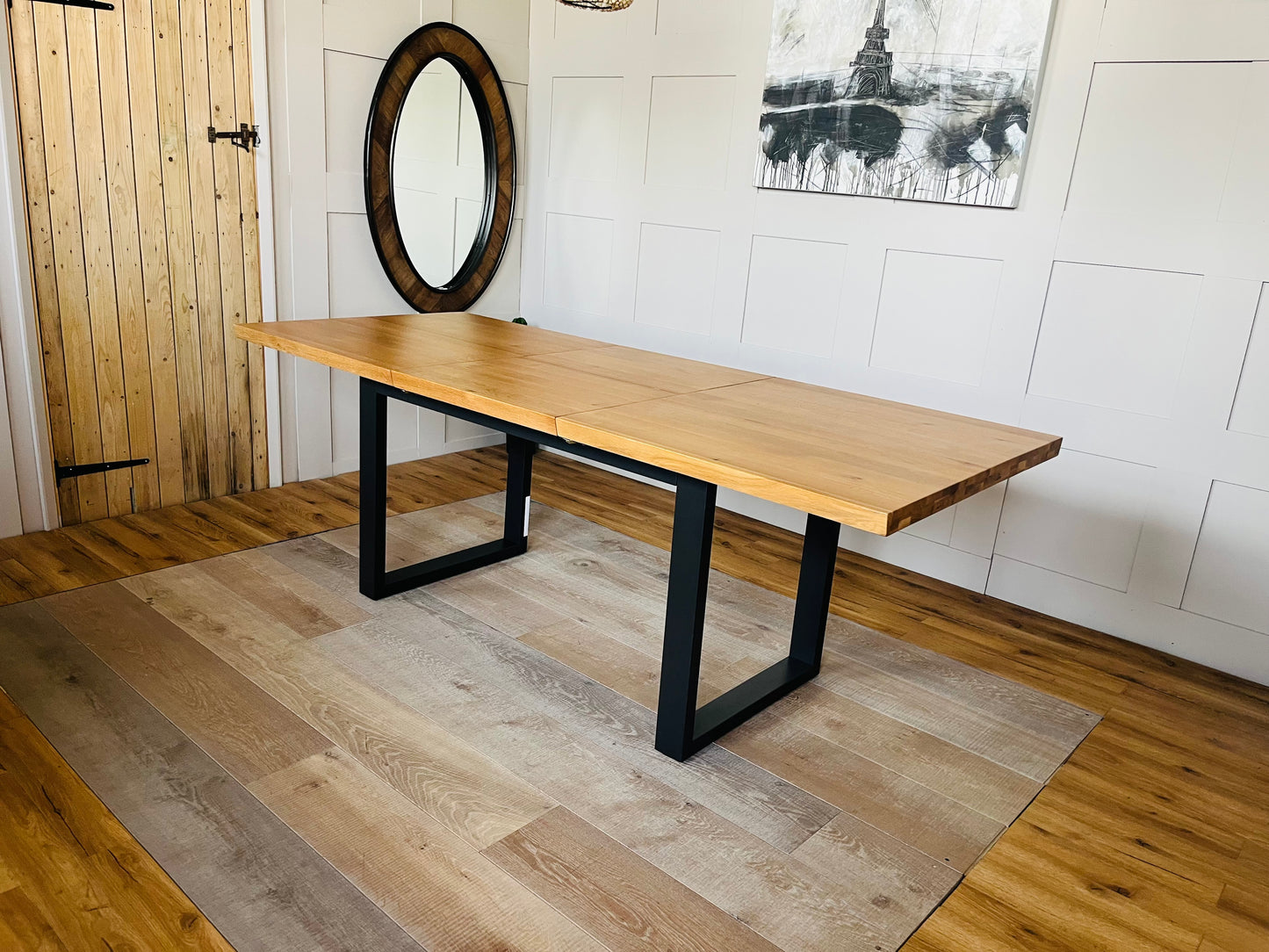 Oak Furnitureland Maine Solid Oak 8-10 Seat Extending Dining Table R26