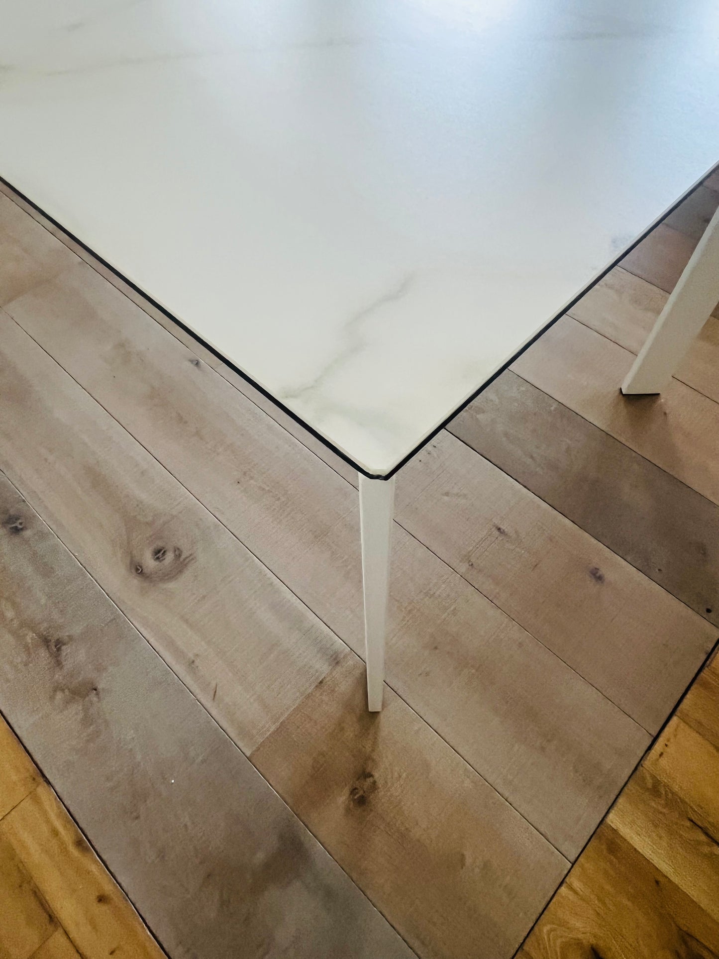 John Lewis & Partners Odyssey 6 Seater Ceramic Top Table.*No extending leaf*