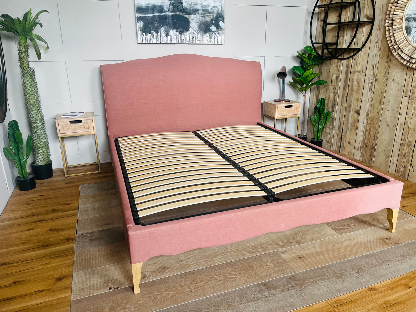 Loaf Frenchie Super Kingsize Bed Pudding Pink Clever Linen