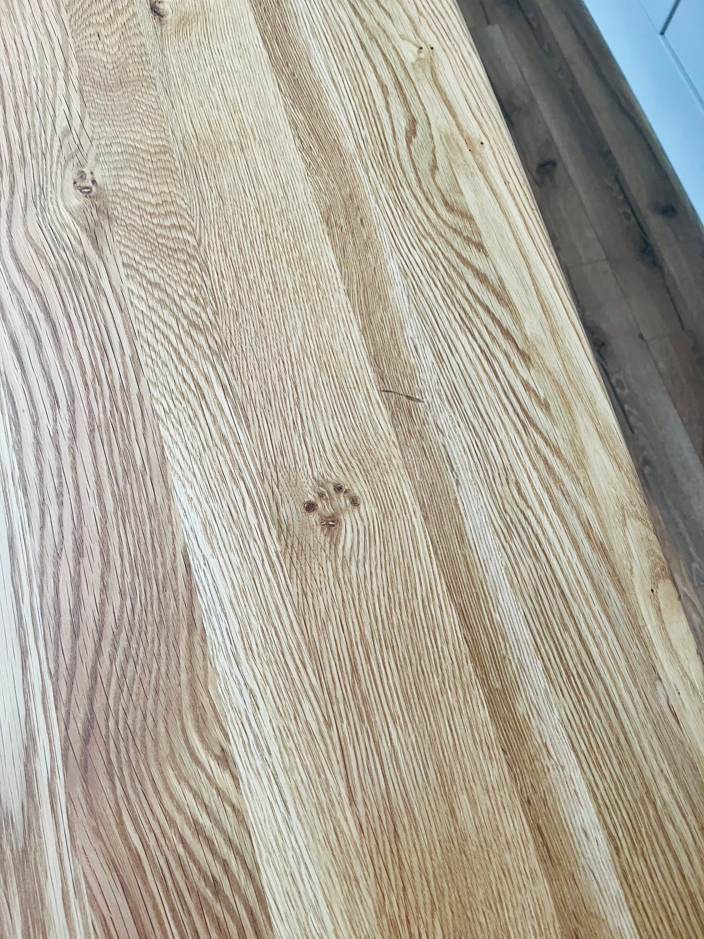 BENTLEY Natural Solid Oak 8-10 Seater Extendable Dining Table Rrp £1079