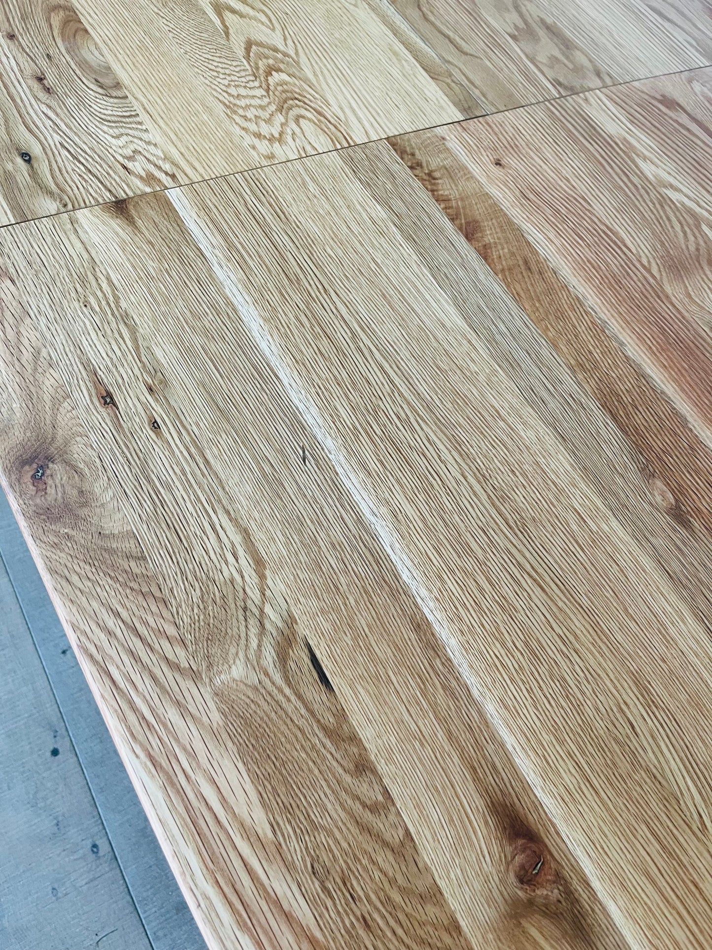 BENTLEY Natural Solid Oak 8-10 Seater Extendable Dining Table Rrp £1079