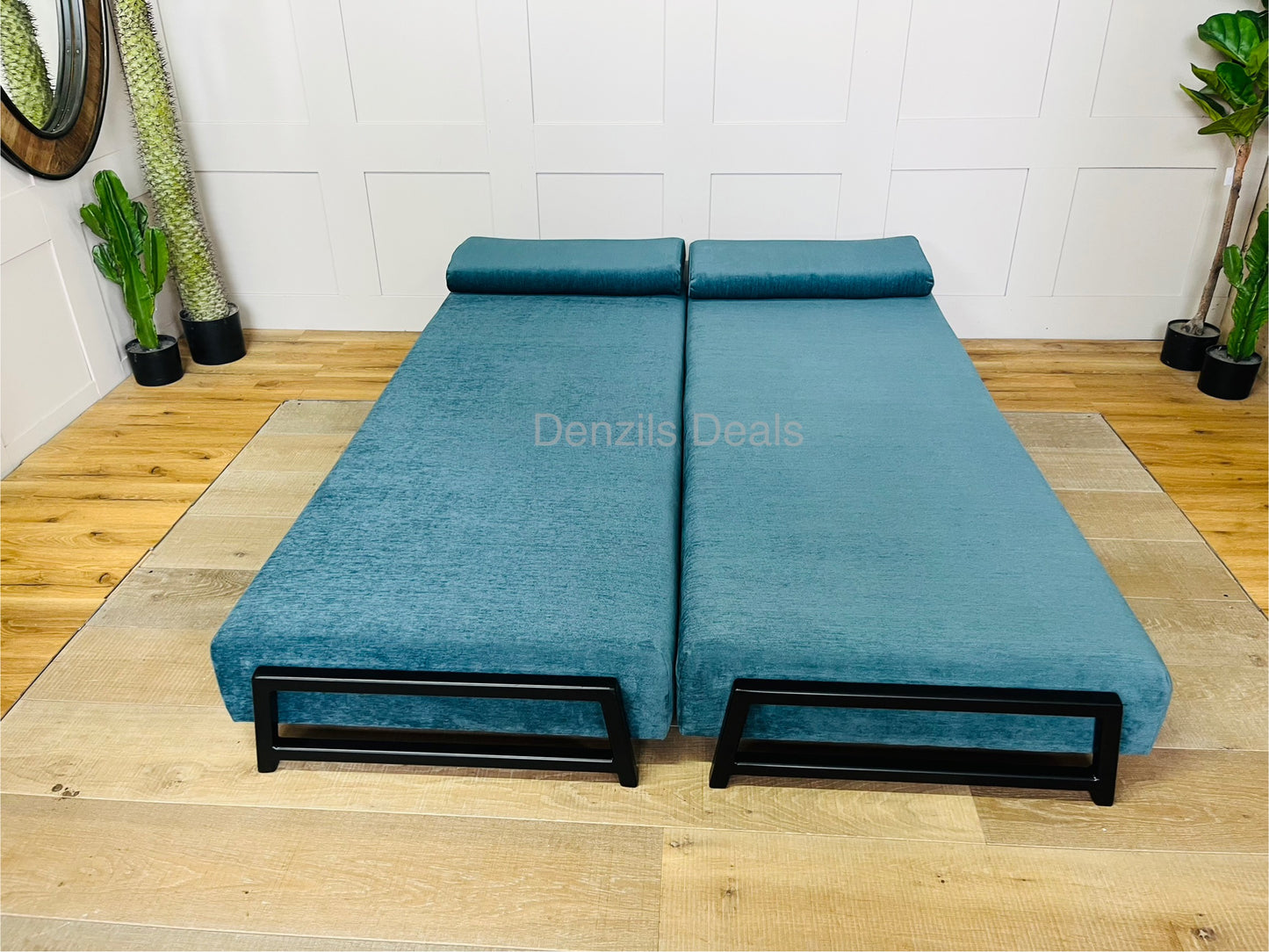 Innovative Duplet Daybed with Powder Coated Metal Legs