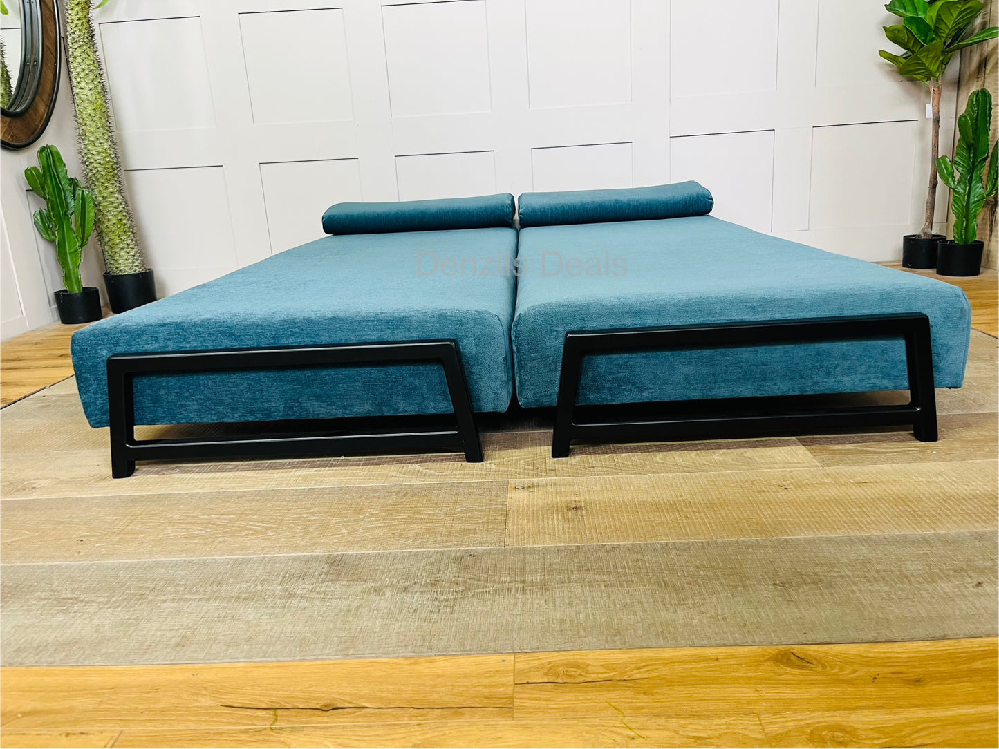 Innovative Duplet Daybed with Powder Coated Metal Legs