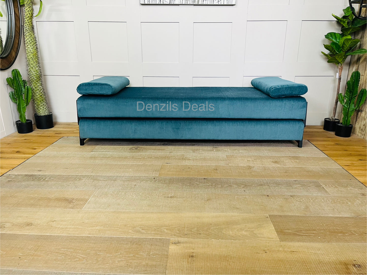 Innovative Duplet Daybed with Powder Coated Metal Legs