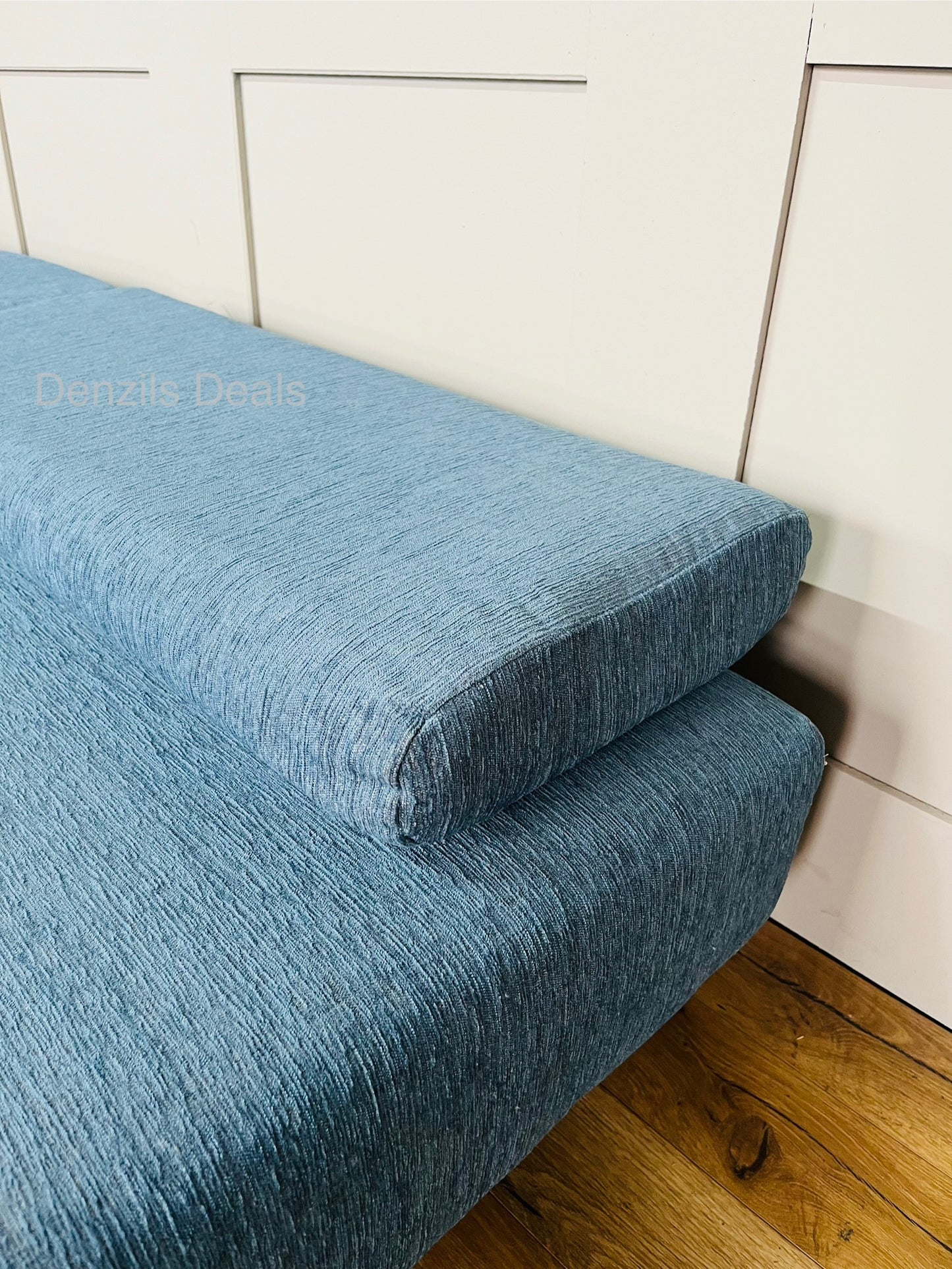 innovative Duplet Daybed With Powder Coated Silver Metal Legs