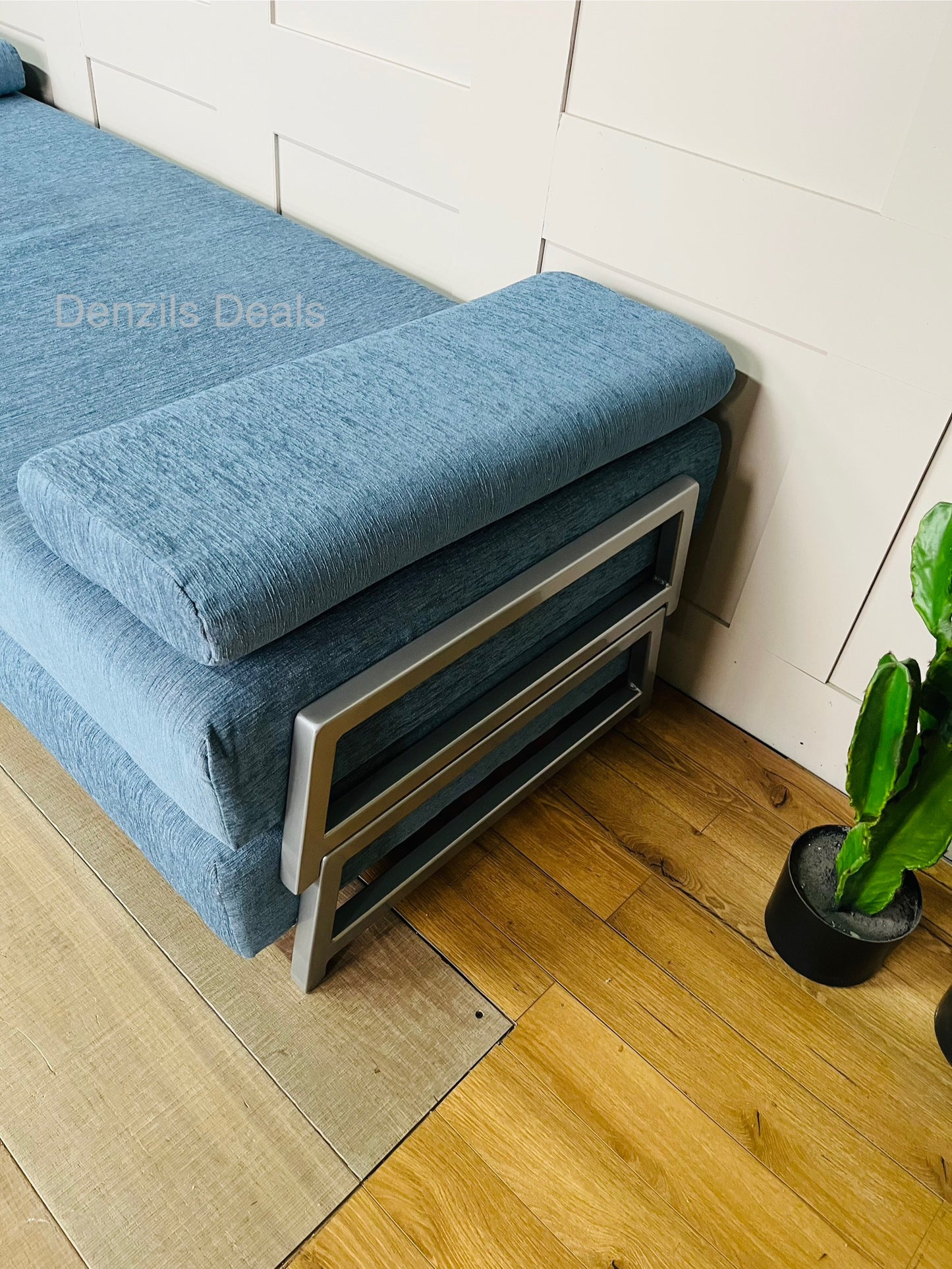 innovative Duplet Daybed With Powder Coated Silver Metal Legs