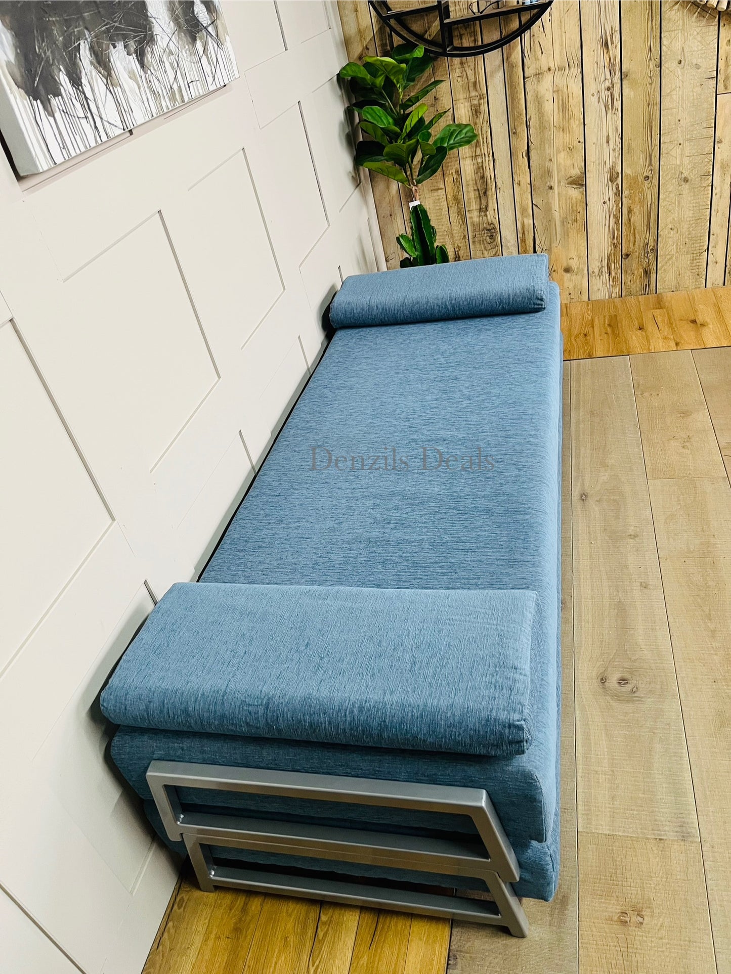 innovative Duplet Daybed With Powder Coated Silver Metal Legs