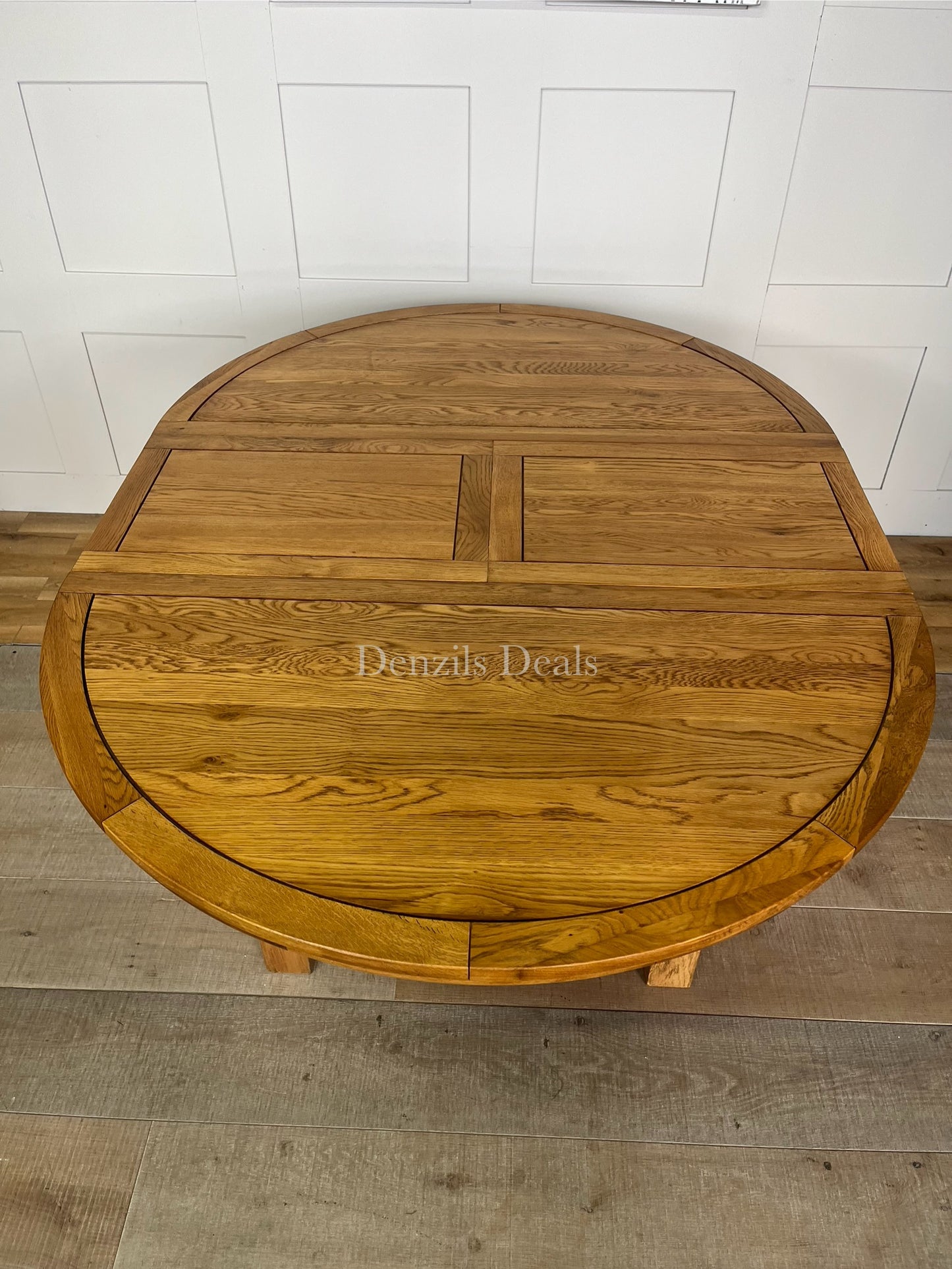 Knightsbridge Rustic Solid Oak 4FT Round Extending Dining Table