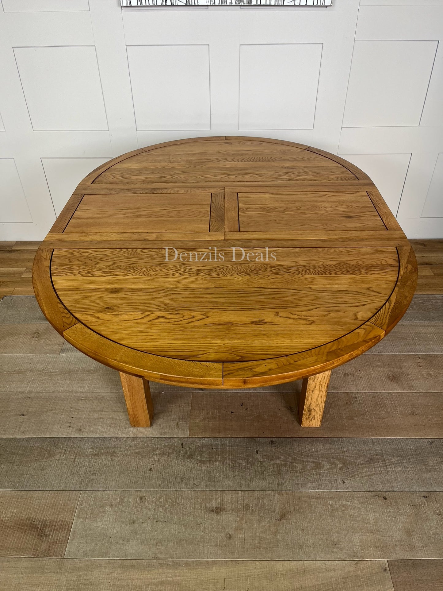 Knightsbridge Rustic Solid Oak 4FT Round Extending Dining Table