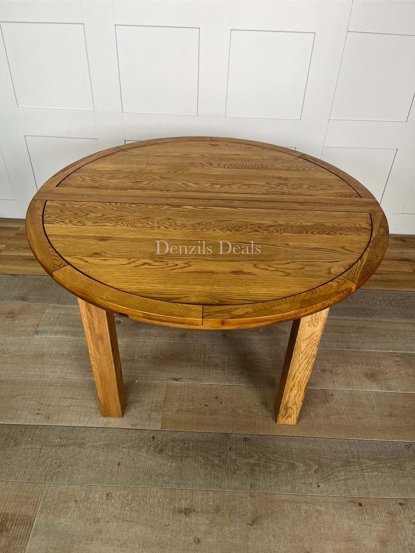 Knightsbridge Rustic Solid Oak 4FT Round Extending Dining Table