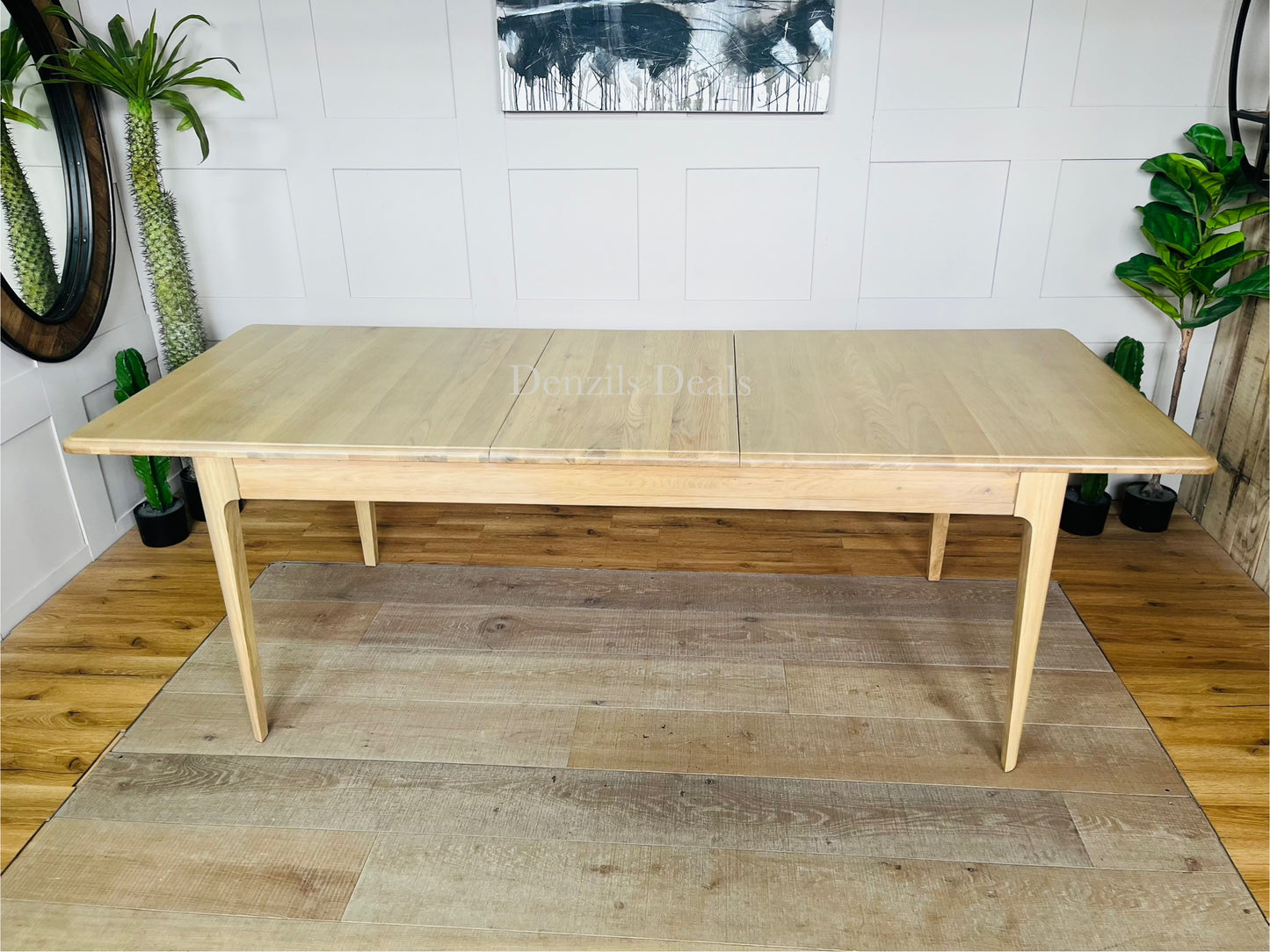 NEWTON Light Natural Solid Oak 6-8 Seater Extendable Dining Table