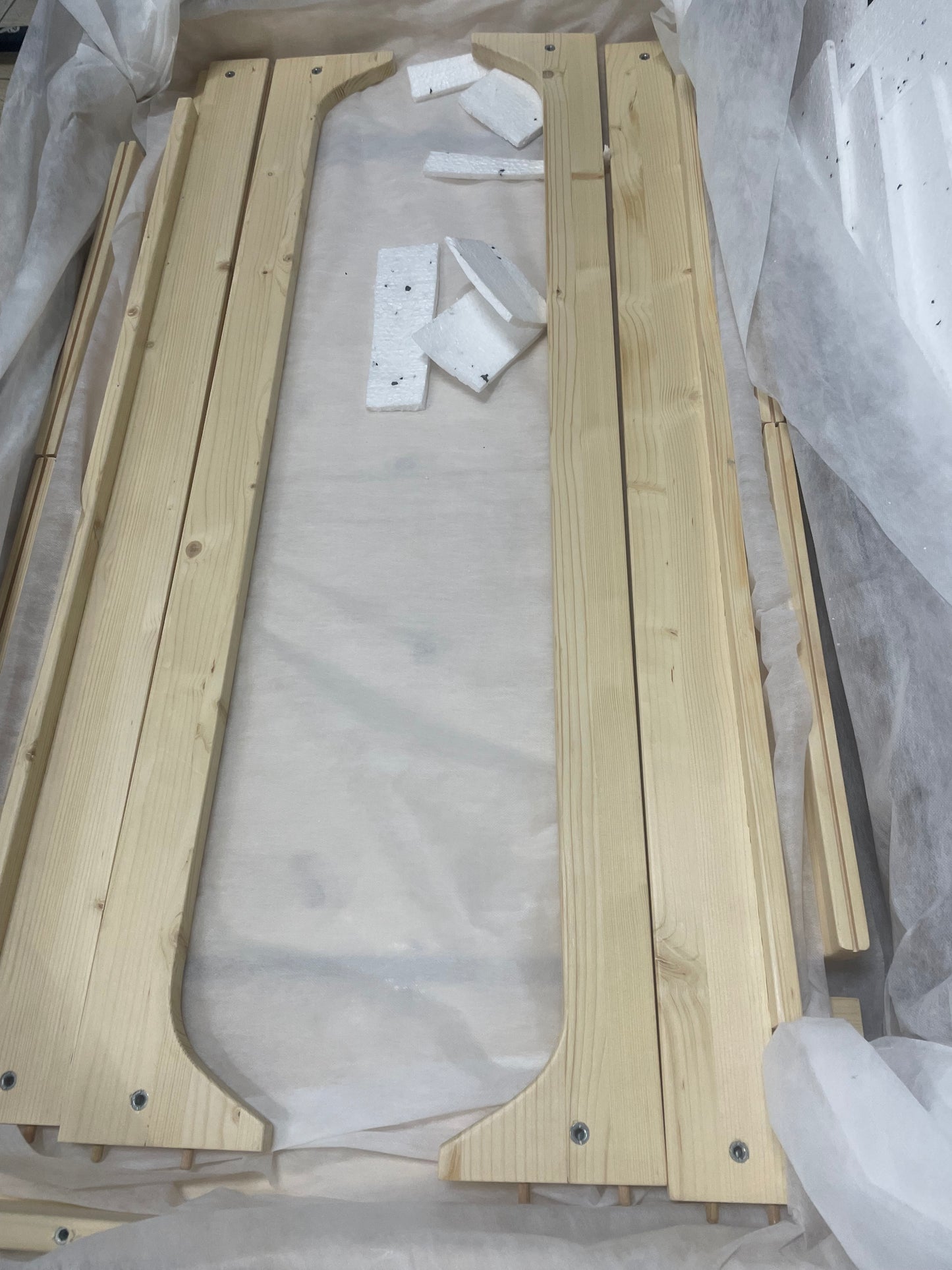 Baby Cot Bed, Natural By Sazy, Suitable From Birth To 18months+ In New Condition
