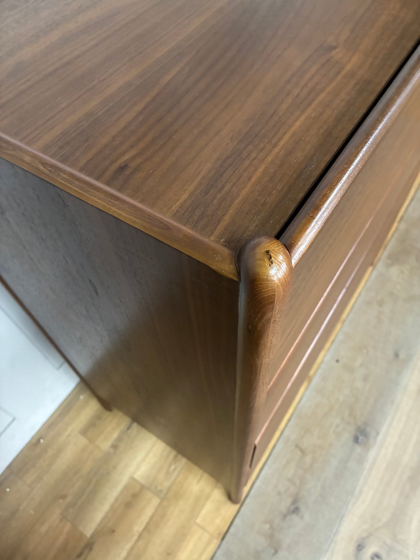 John Lewis Scandi 5 Drawer Wood Chest, Walnut Finish R20 Rrp £649