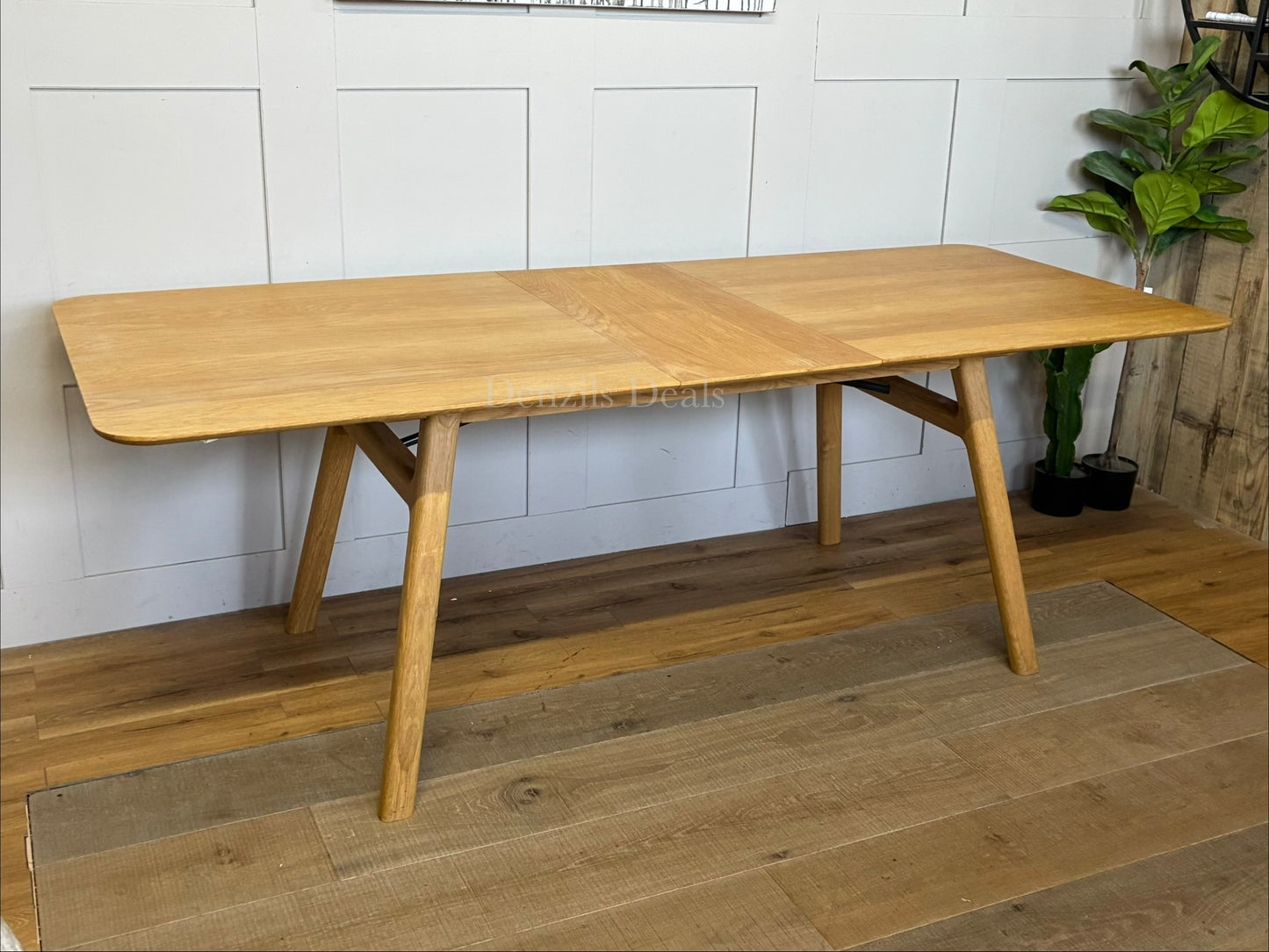 Design Project by John Lewis No.036 8-10 Seater Extending Dining Table Rrp£799