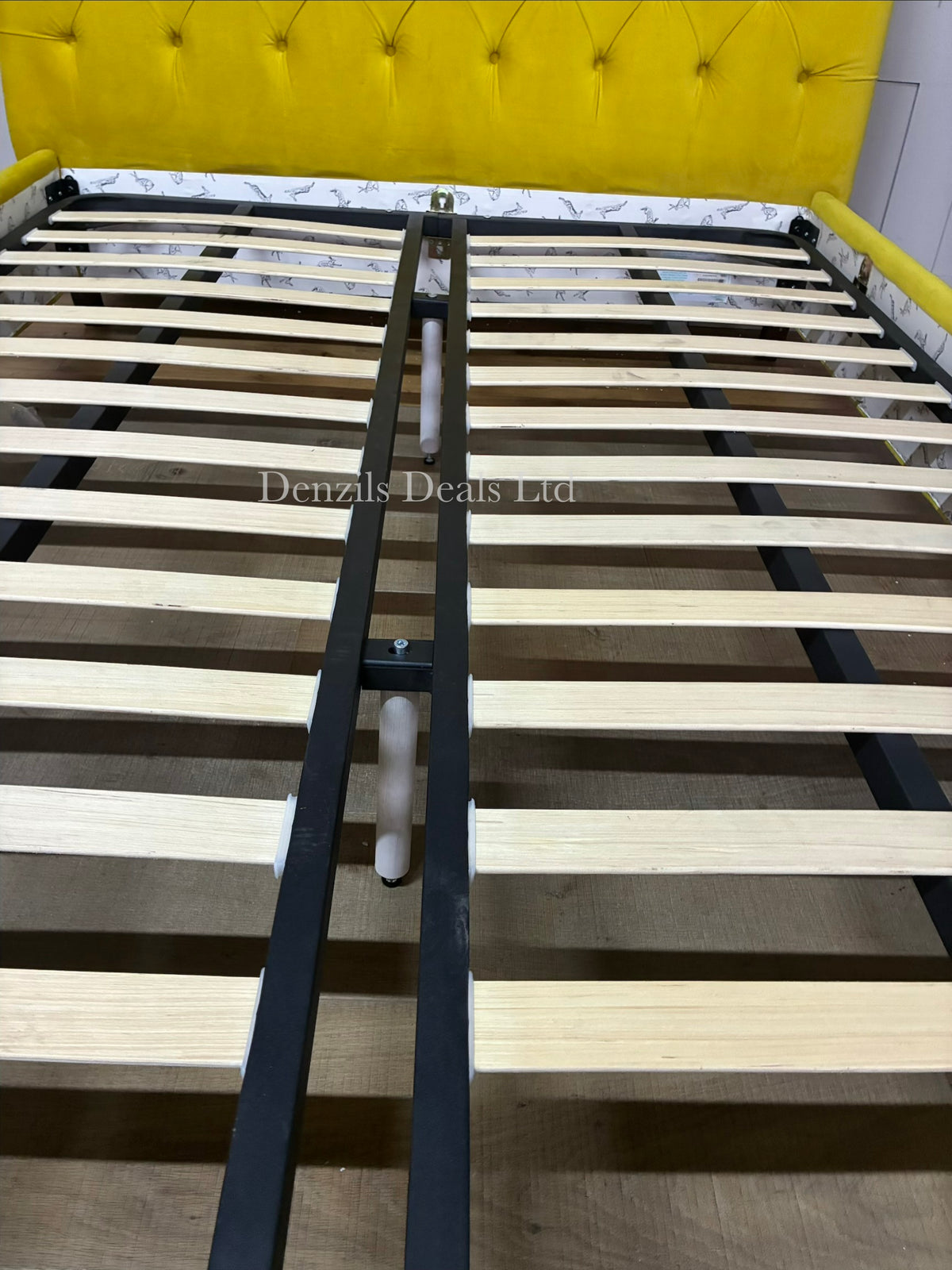 Windsor King Size Bed Frame, Joules At DFS Mustard Rrp £1149 R40