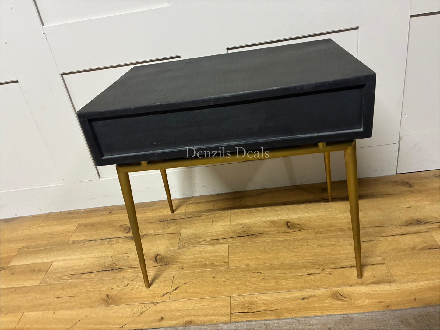 D.I. DESIGNS Greyshott Bedside Table Grey  Rrp £766 R16