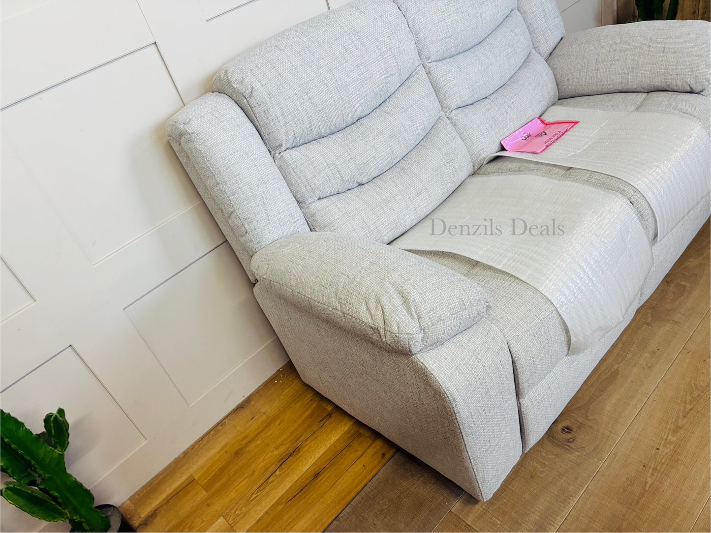 OAK FURNITURELAND Marlow 2 Seater Sofa Keswick Dove Fabric R50