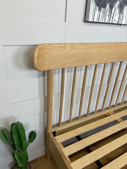 Gallery Direct Hatfield Natural Oak Spindle King Size Bed Frame Rrp £659 R61