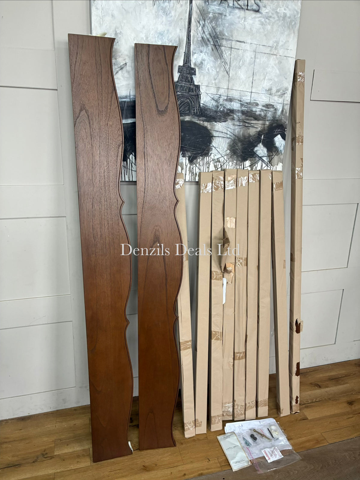 Laura Ashley Montpellier Bed Frame, Double, Walnut Rrp £1130 R56