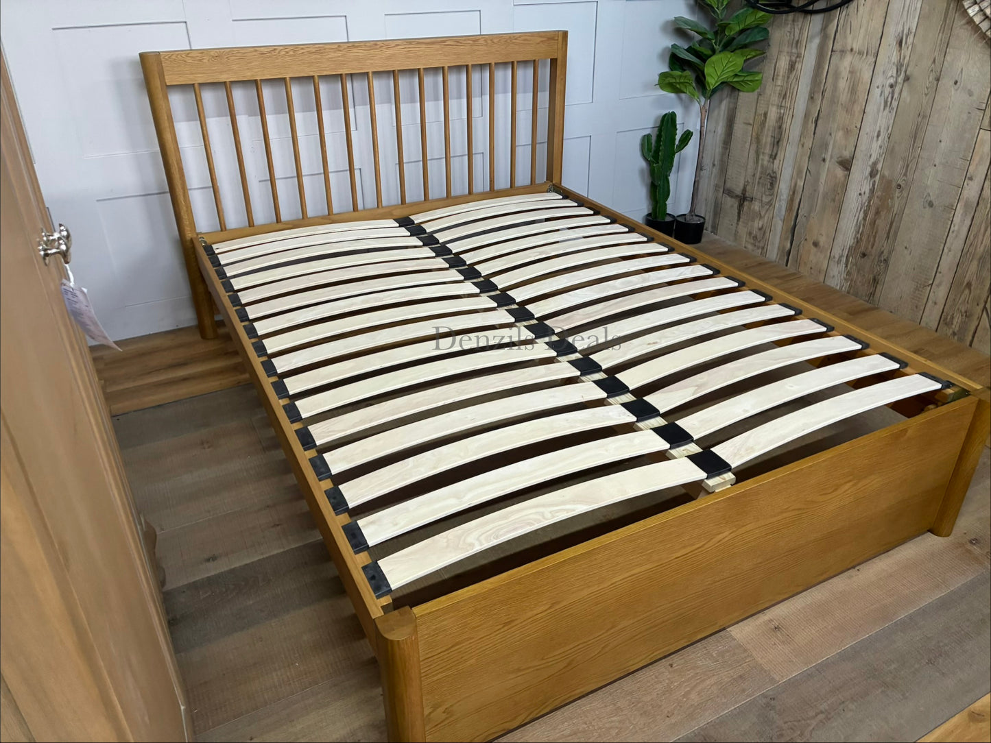 John Lewis Spindle Storage Bed Frame, king,  Rrp £1199 R32