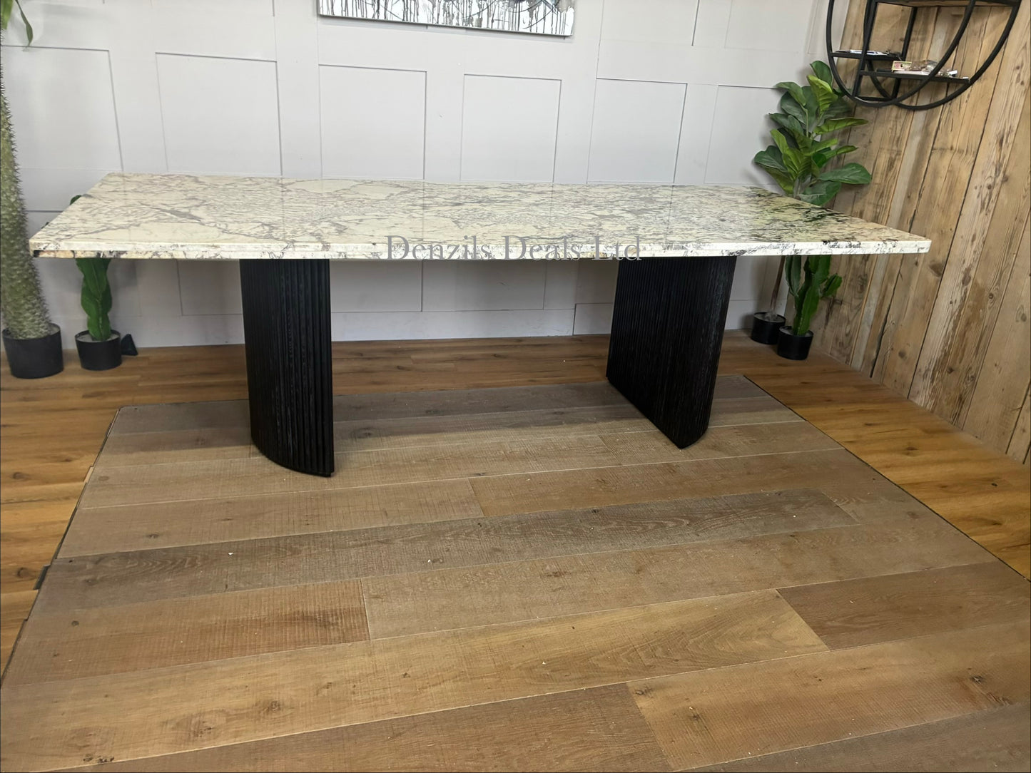 Anthropologie Renata Dining Table With Fluted Legs  Rrp £2349 R58&43