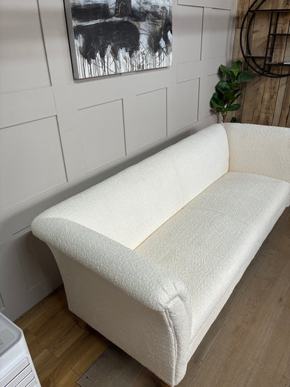 GRANDY LARGE 3 SEATER SOFA IN boucle Rrp £2359..