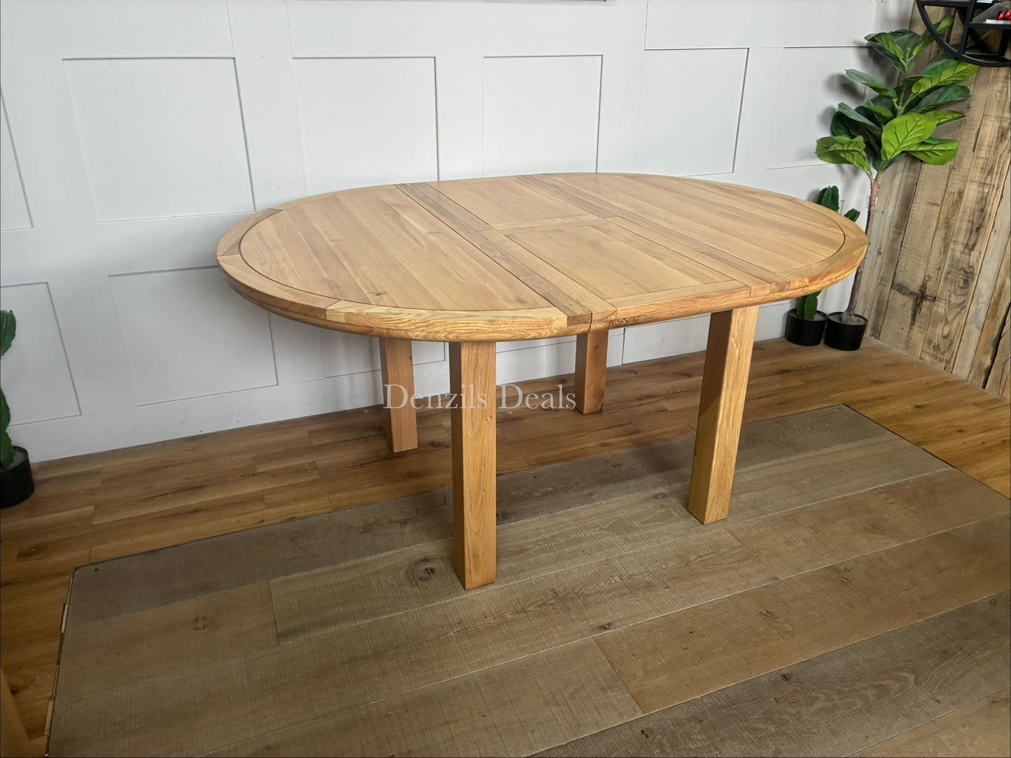 Knightsbridge 6 Seater Round Extendable Dining Table, Natural Solid Oak by oak furnitureland