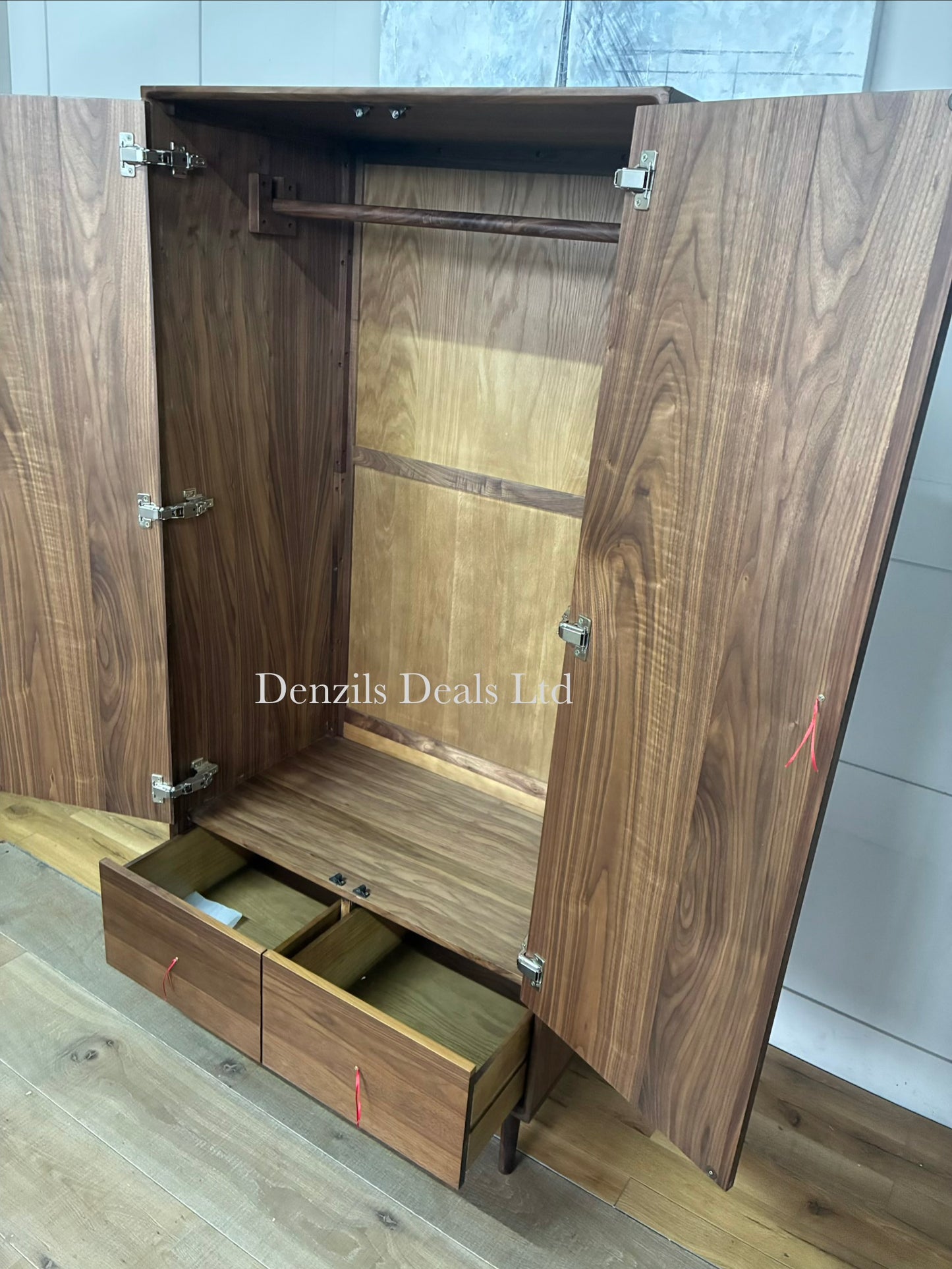 Fishe & Lilly WRIGHT WALNUT WARDROBE Rrp £1299