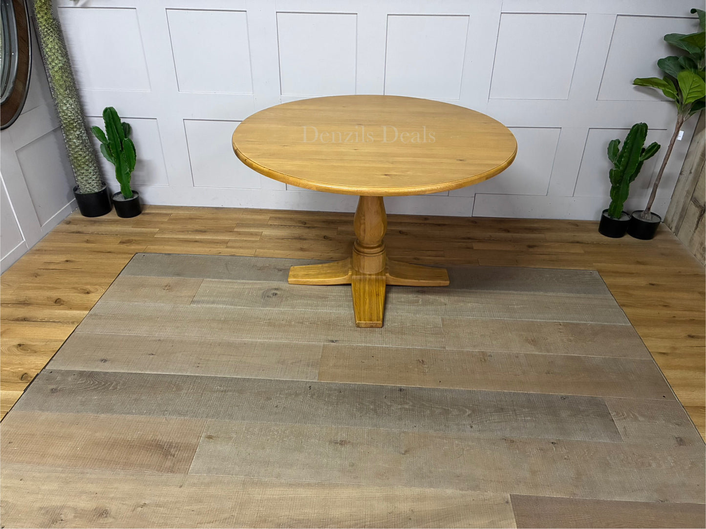 Oak FurnitureLand Round Dining Table, Henley, Natural Oak RRP £860
