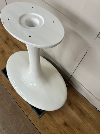 DFS Lille White Ceramic Marble Effect 4-6 Seater Extending Dining Table (DD)RRP £999