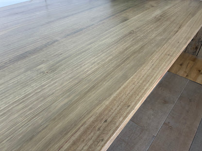 Nick Scali Natami Dining Table Rrp £1299