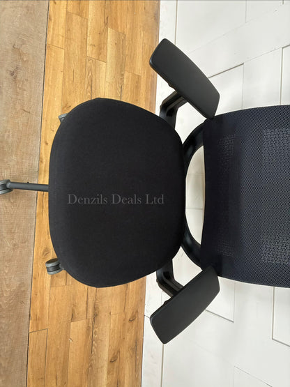 Steelcase Series 2 Office Chair With LiveBack Lumbar Support And 4D Armests R8