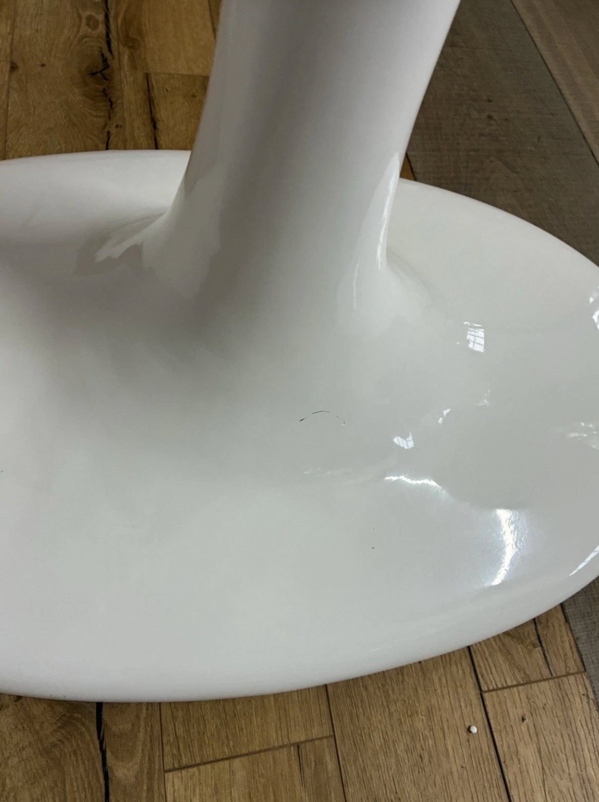 DFS Lille White Ceramic Marble Effect 4-6 Seater Extending Dining Table (DD)RRP £999
